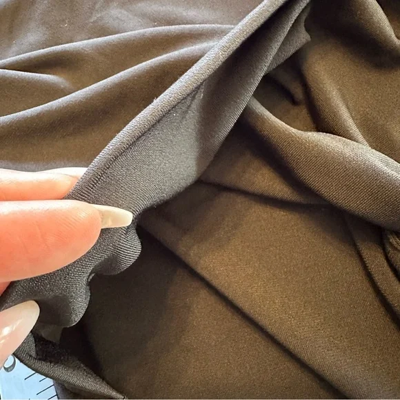 Love Tree Slinky Spaghetti Strap Black Camisole, Large - Picture 9 of 9